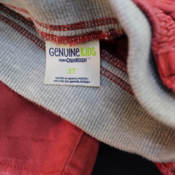 Red Pull On Shorts - Picture 3 of 3